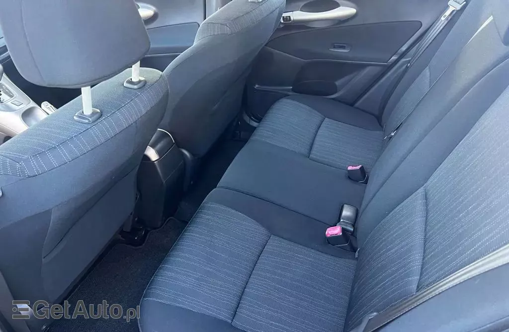 TOYOTA Auris 1.6i 16V VVT-i (124 KM)