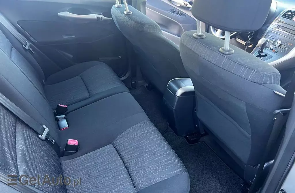 TOYOTA Auris 1.6i 16V VVT-i (124 KM)