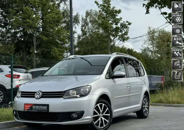 VOLKSWAGEN Touran 