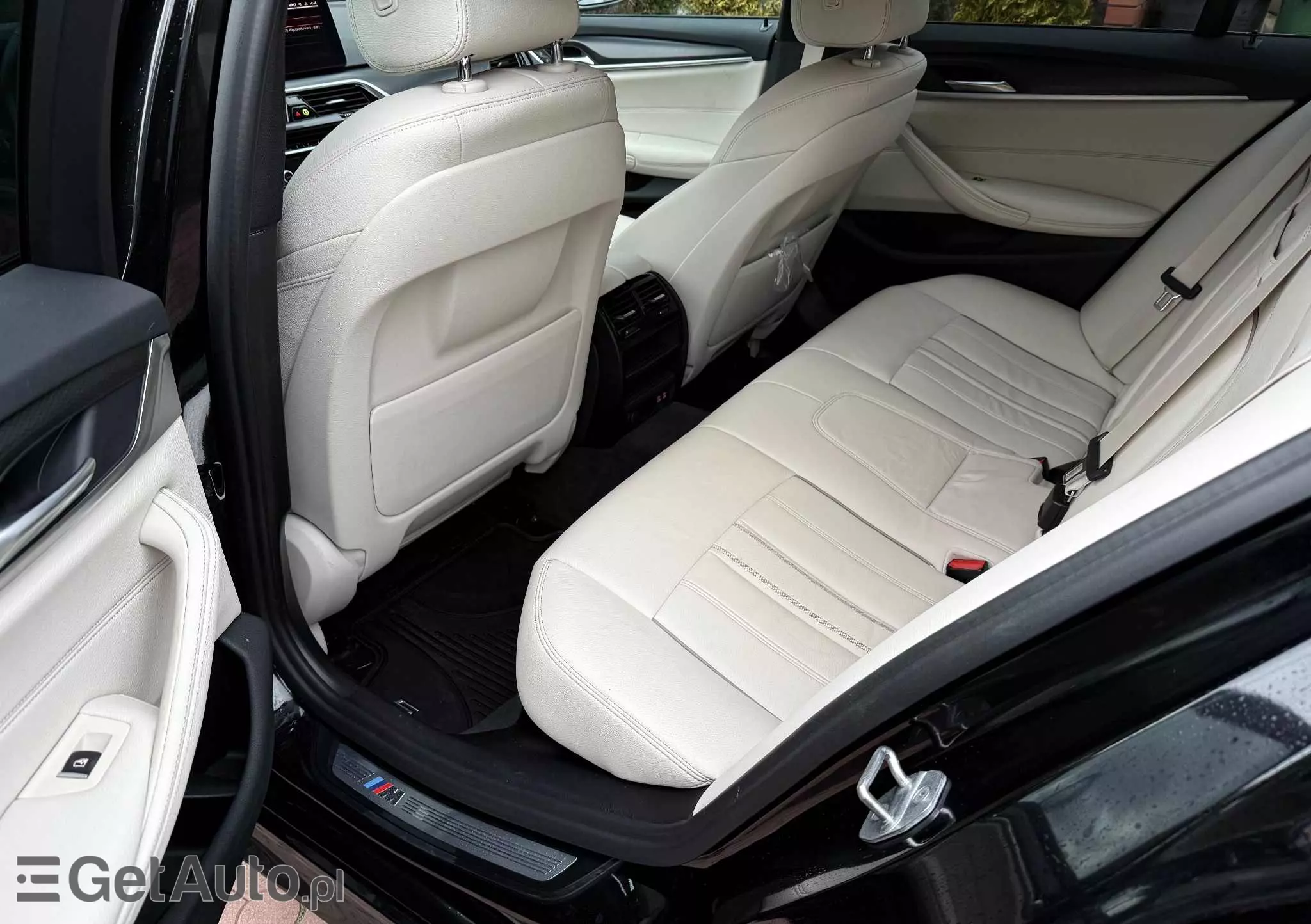 BMW Seria 5 520d M Sport sport