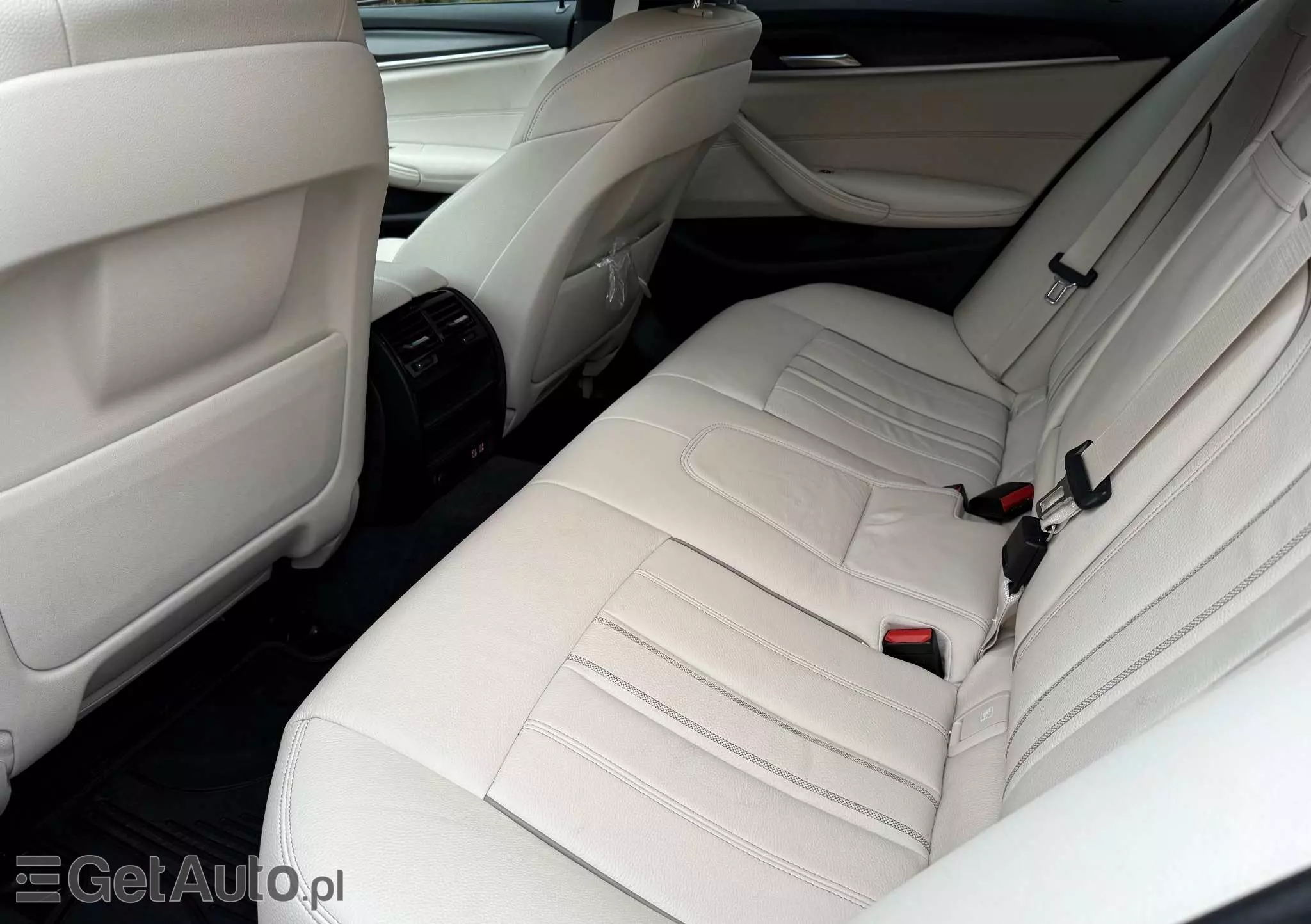 BMW Seria 5 520d M Sport sport