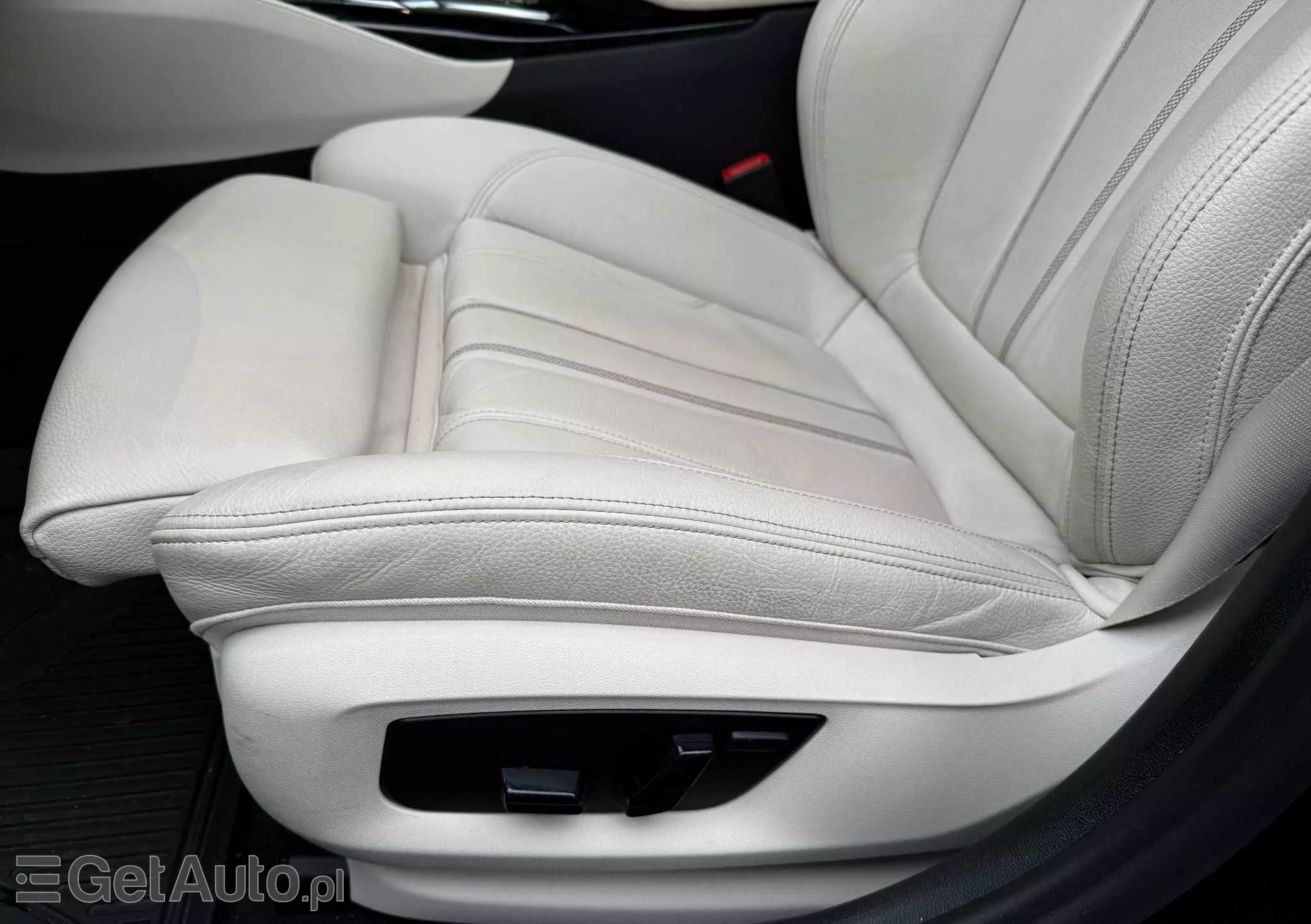 BMW Seria 5 520d M Sport sport