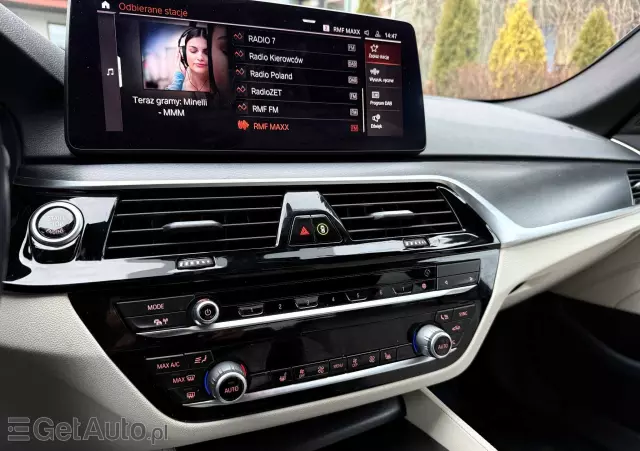 BMW Seria 5 520d M Sport sport