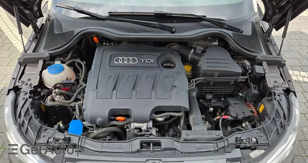 AUDI A1 3-drzwiowe 1.6 TDI Attraction