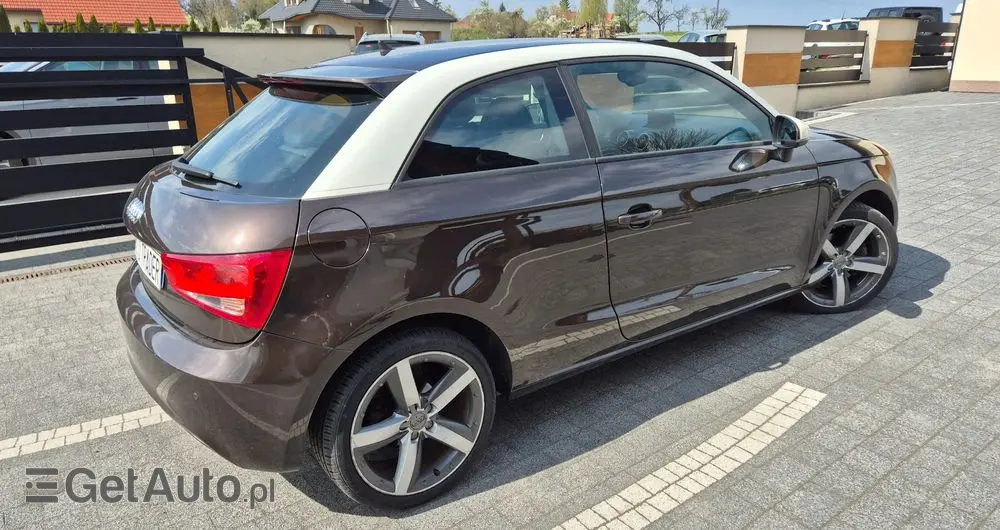 AUDI A1 3-drzwiowe 1.6 TDI Attraction