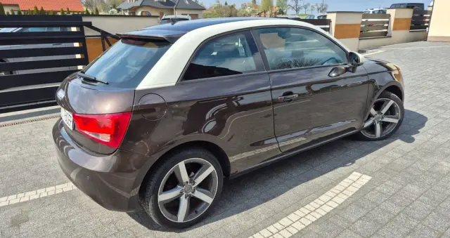 AUDI A1 3-drzwiowe 1.6 TDI Attraction