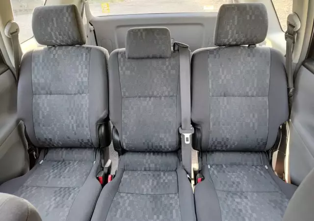 TOYOTA Avensis Verso D-4D