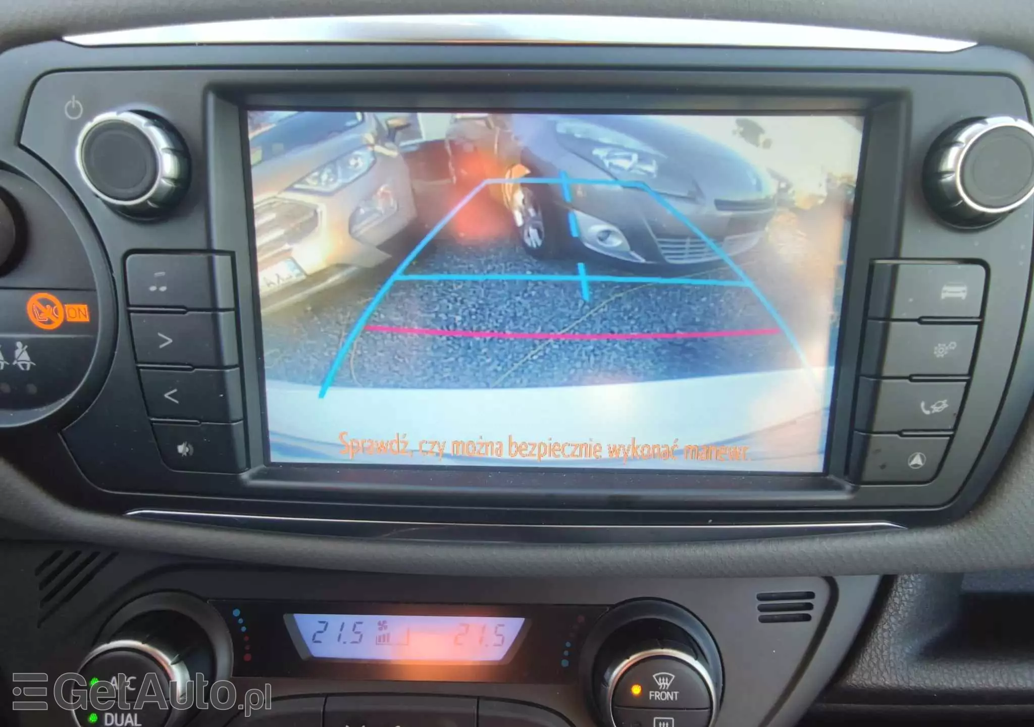 TOYOTA Yaris Hybrid 1.5 VVT-i Comfort