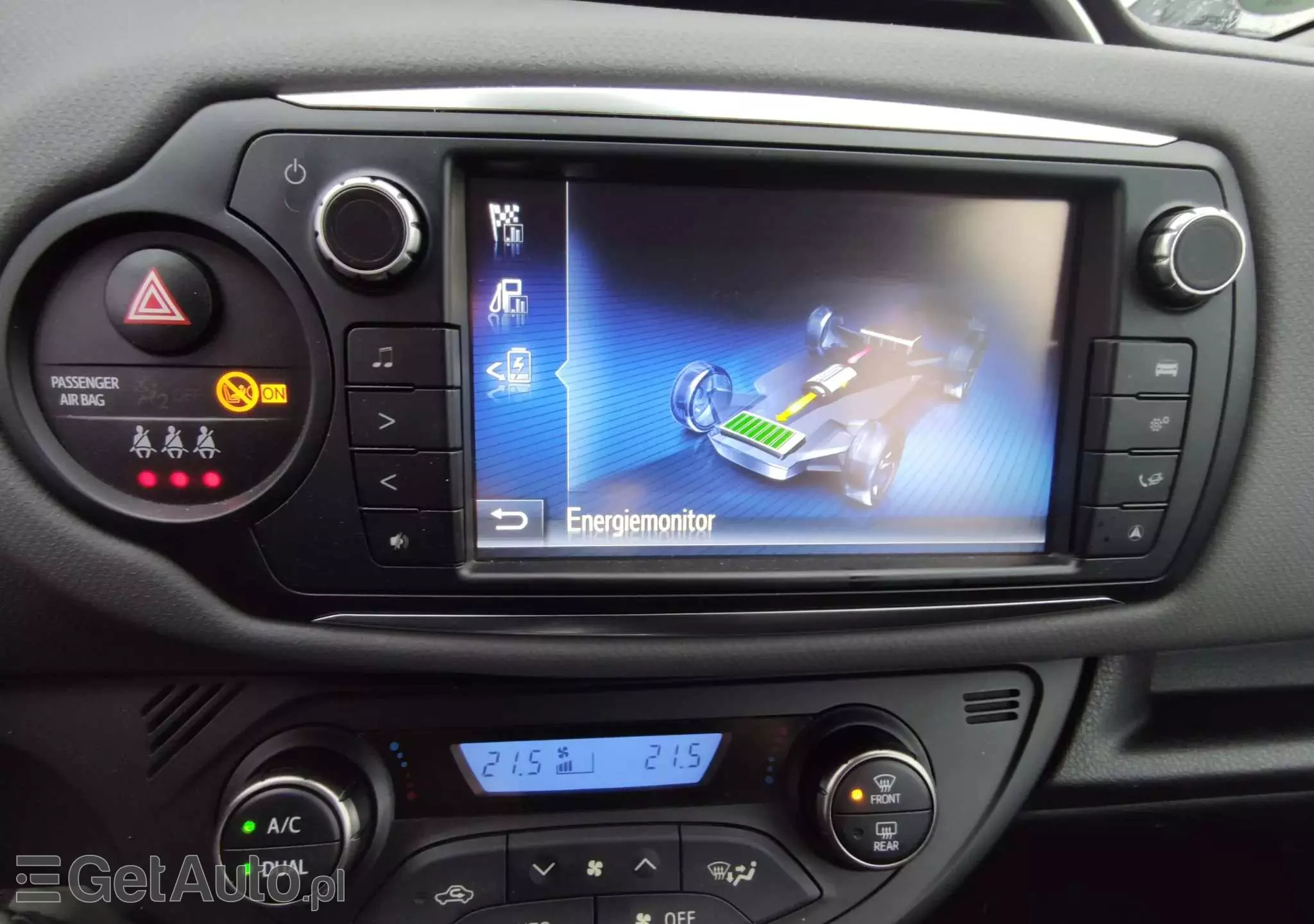 TOYOTA Yaris Hybrid 1.5 VVT-i Comfort