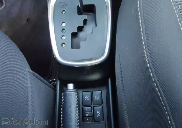 TOYOTA Yaris Hybrid 1.5 VVT-i Comfort