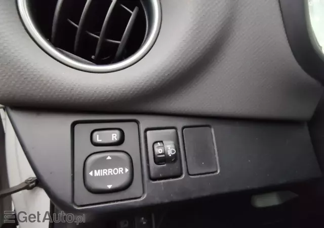 TOYOTA Yaris Hybrid 1.5 VVT-i Comfort