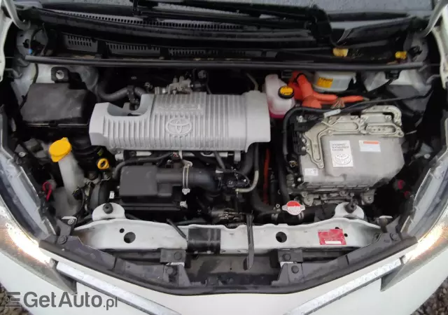 TOYOTA Yaris Hybrid 1.5 VVT-i Comfort