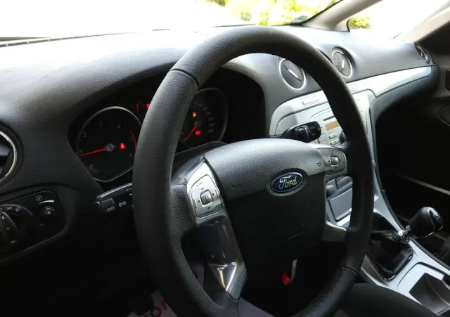 FORD S-Max 2.0 TDCi Titanium