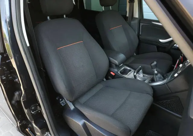 FORD S-Max 2.0 TDCi Titanium