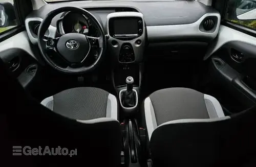 TOYOTA Aygo 