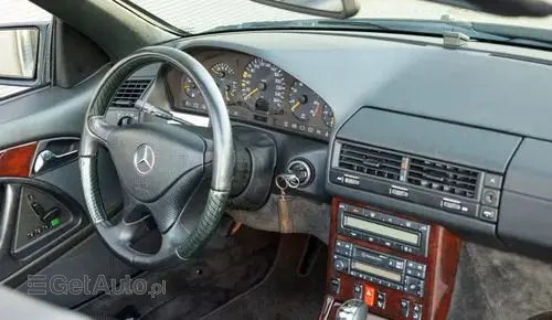 MERCEDES-BENZ SL 