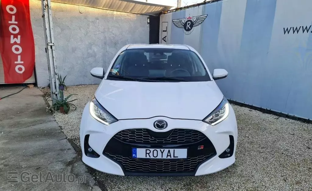 MAZDA 2 