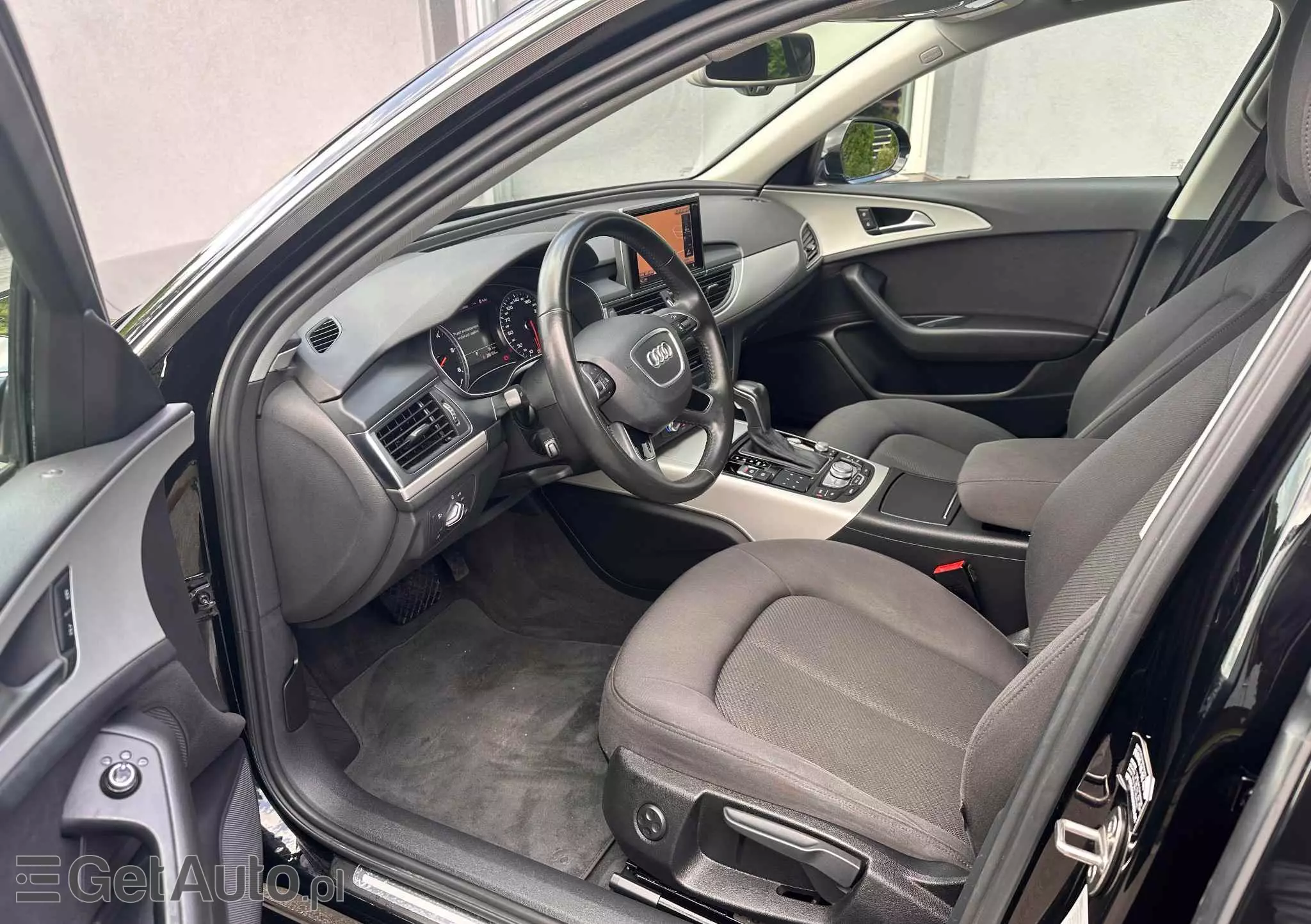 AUDI A6 Avant 2.0 TDI Ultra S tronic