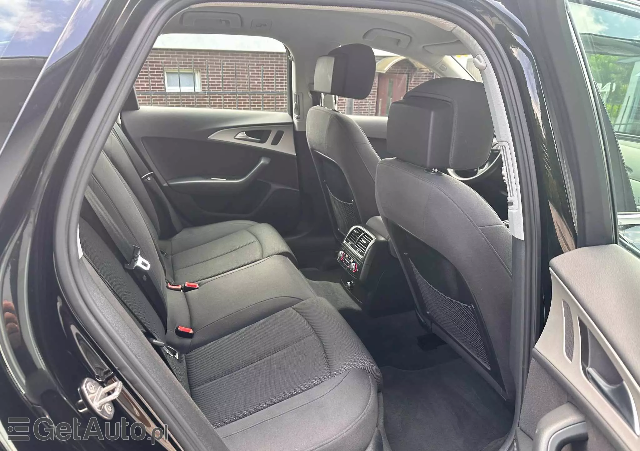 AUDI A6 Avant 2.0 TDI Ultra S tronic