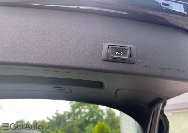 AUDI A6 Avant 2.0 TDI Ultra S tronic