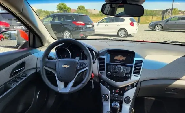 CHEVROLET Cruze 