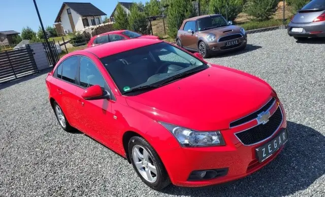 CHEVROLET Cruze 