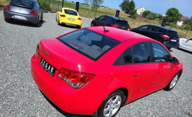 CHEVROLET Cruze 