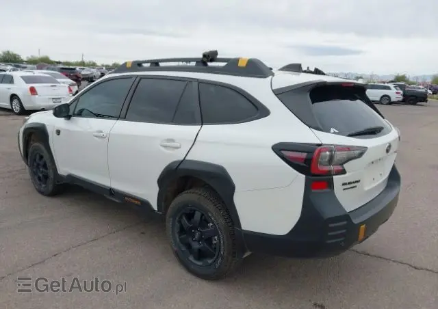 SUBARU Outback 