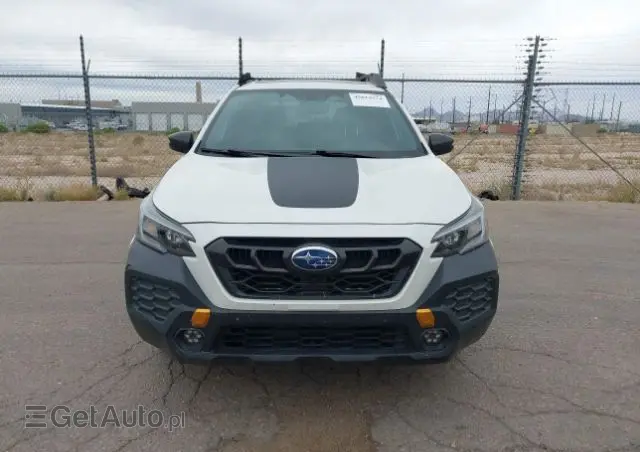 SUBARU Outback 