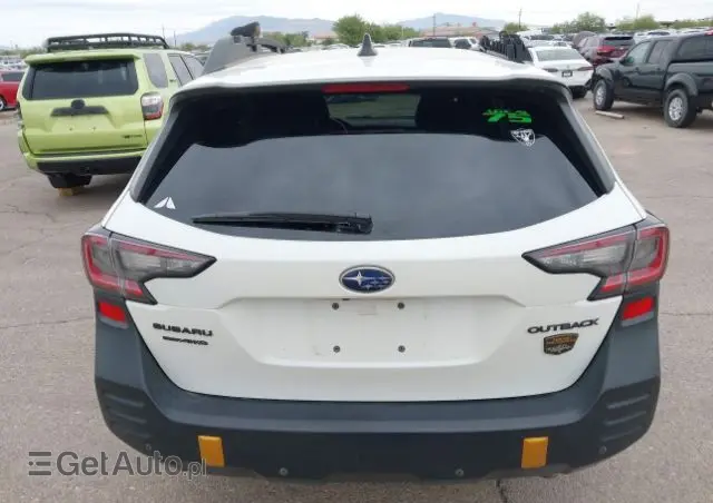 SUBARU Outback 