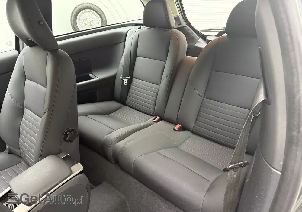 VOLVO C30 2.0D Momentum