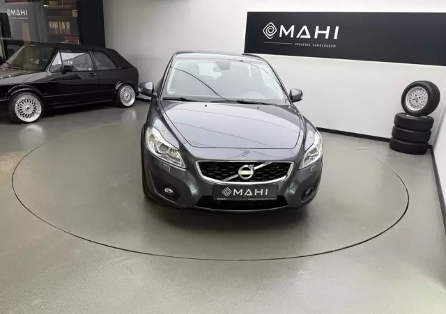 VOLVO C30 2.0D Momentum