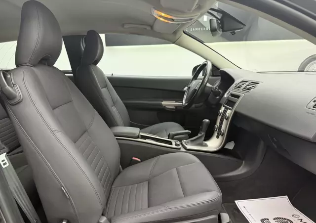 VOLVO C30 2.0D Momentum