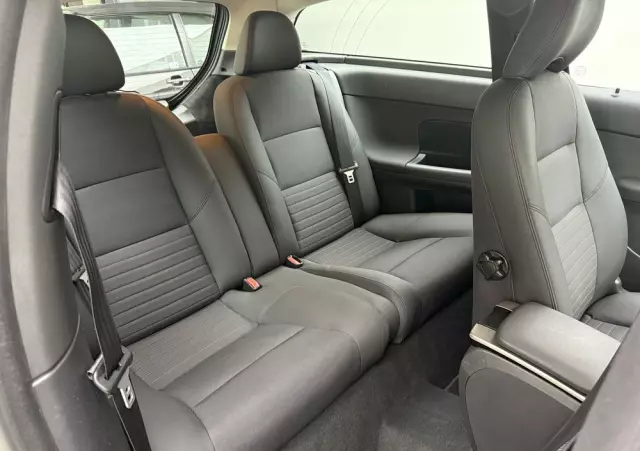 VOLVO C30 2.0D Momentum