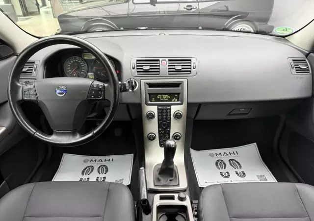 VOLVO C30 2.0D Momentum