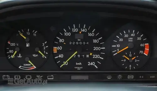 MERCEDES-BENZ 500 