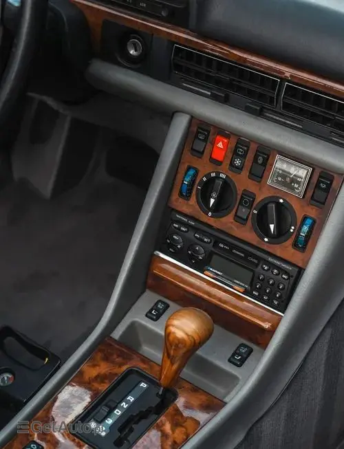 MERCEDES-BENZ 500 