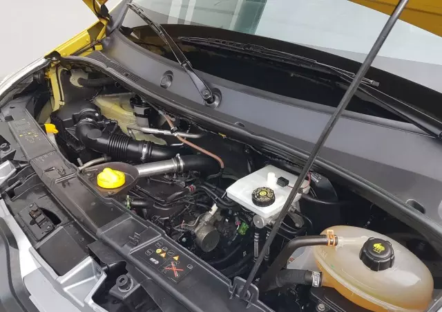 RENAULT MASTER KONTENER 8EP 4,21x2,23x2,22 KLIMA KRAJOWY MANUAL  6-BIEGÓW 