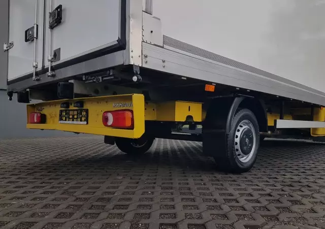 RENAULT MASTER KONTENER 8EP 4,21x2,23x2,22 KLIMA KRAJOWY MANUAL  6-BIEGÓW 