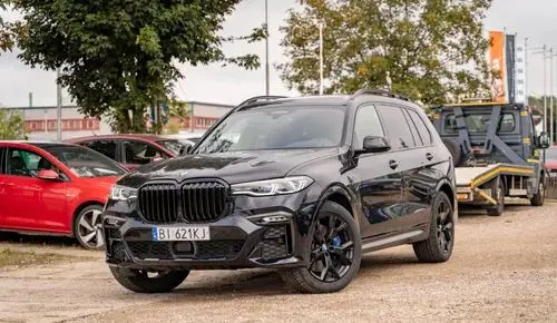 BMW X7 