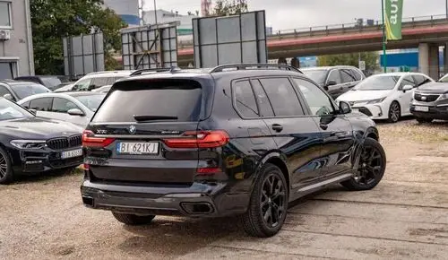BMW X7 