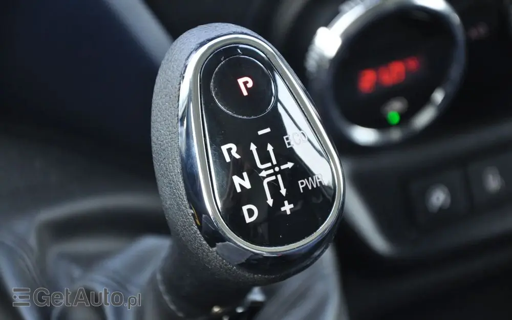 IVECO DAILY 156 KM AUTOMAT CHŁODNIA IZOTERMA KRAJOWE BEZWYPADKOWE 