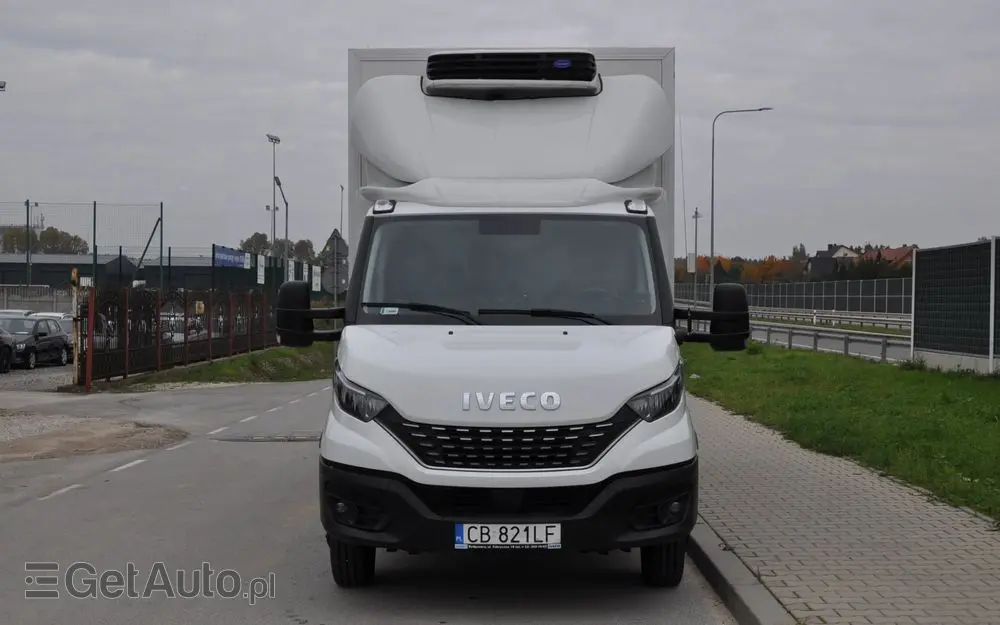 IVECO DAILY 156 KM AUTOMAT CHŁODNIA IZOTERMA KRAJOWE BEZWYPADKOWE 