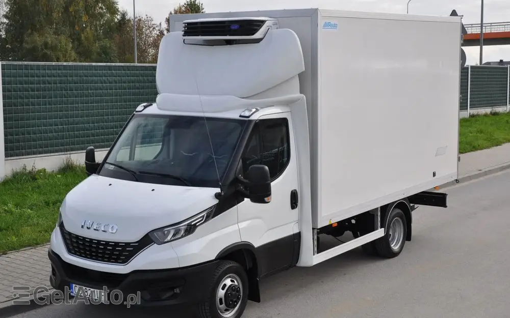 IVECO DAILY 156 KM AUTOMAT CHŁODNIA IZOTERMA KRAJOWE BEZWYPADKOWE 