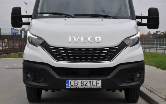 IVECO DAILY 156 KM AUTOMAT CHŁODNIA IZOTERMA KRAJOWE BEZWYPADKOWE 
