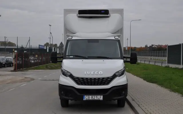 IVECO DAILY 156 KM AUTOMAT CHŁODNIA IZOTERMA KRAJOWE BEZWYPADKOWE 