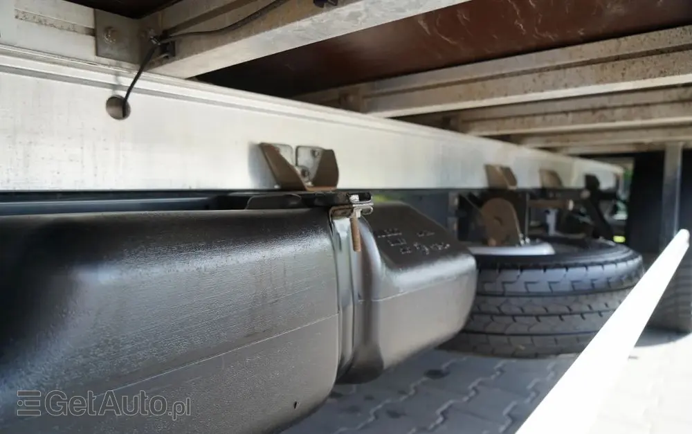 IVECO DAILY 35-180 / KONTENER - FIRANKA / AUTOMAT / WINDA DHOLLANDIA /  DMC: 3500 KG /  2021 