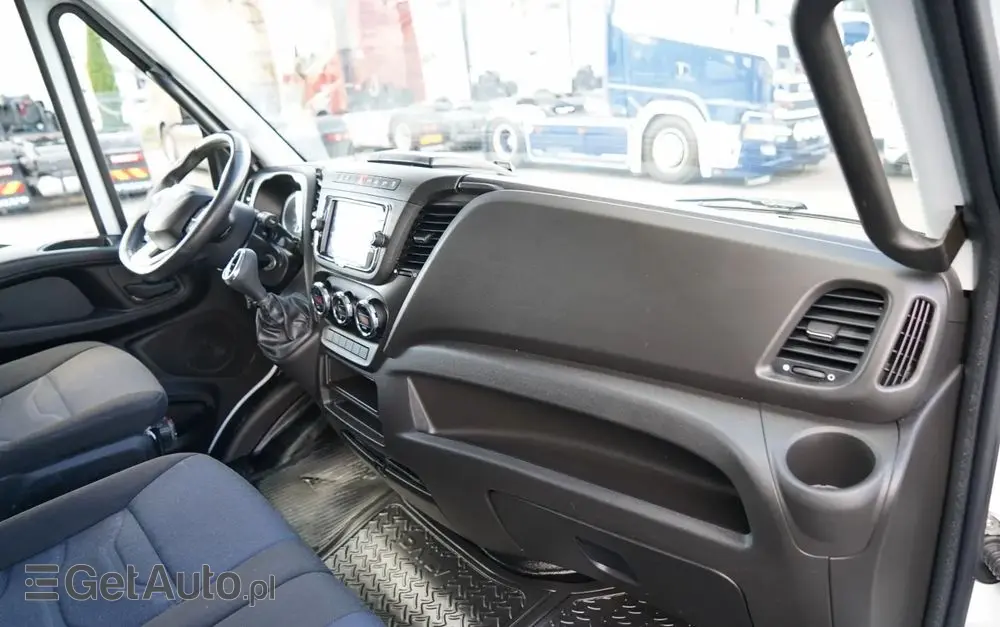 IVECO DAILY 35-180 / KONTENER - FIRANKA / AUTOMAT / WINDA DHOLLANDIA /  DMC: 3500 KG /  2021 