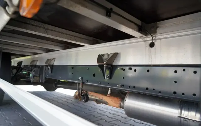 IVECO DAILY 35-180 / KONTENER - FIRANKA / AUTOMAT / WINDA DHOLLANDIA /  DMC: 3500 KG /  2021 