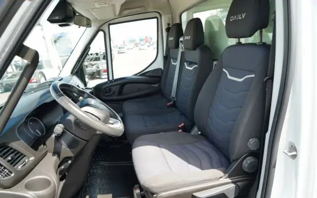 IVECO DAILY 35-180 / KONTENER - FIRANKA / AUTOMAT / WINDA DHOLLANDIA /  DMC: 3500 KG /  2021 